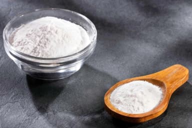 Chanteclair univerzálne odmašťovač s jedlou sodou náplň, 600 ml