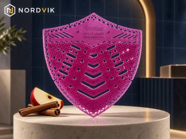 4Toilet SHIELD vonné sítko do pisoáru Jablko se skořicí, 2 ks, produktová fotografie v prostředí Nordvik